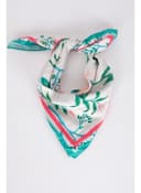 Woman Shawl view 5